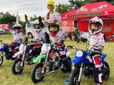 Treningi motocyklowe dla dzieci w Fabryce Mistrzów. Zwieńczenie sezonu 2022 [GALERIA ZDJĘĆ]